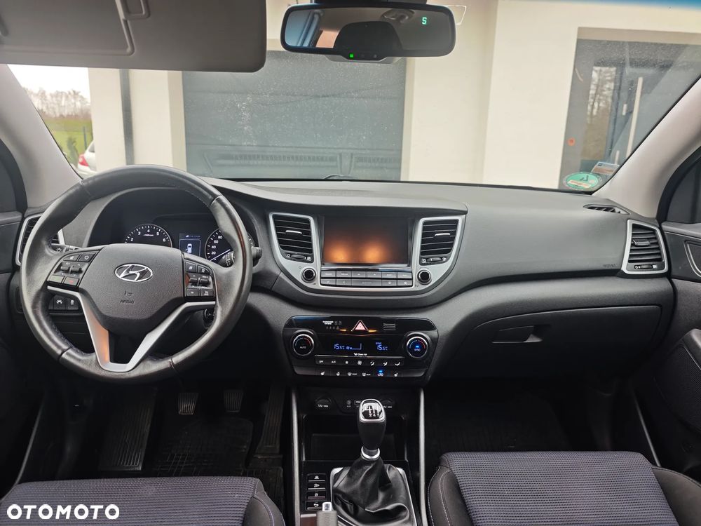 Hyundai Tucson blue 1.6 GDi 2WD Navi - 10