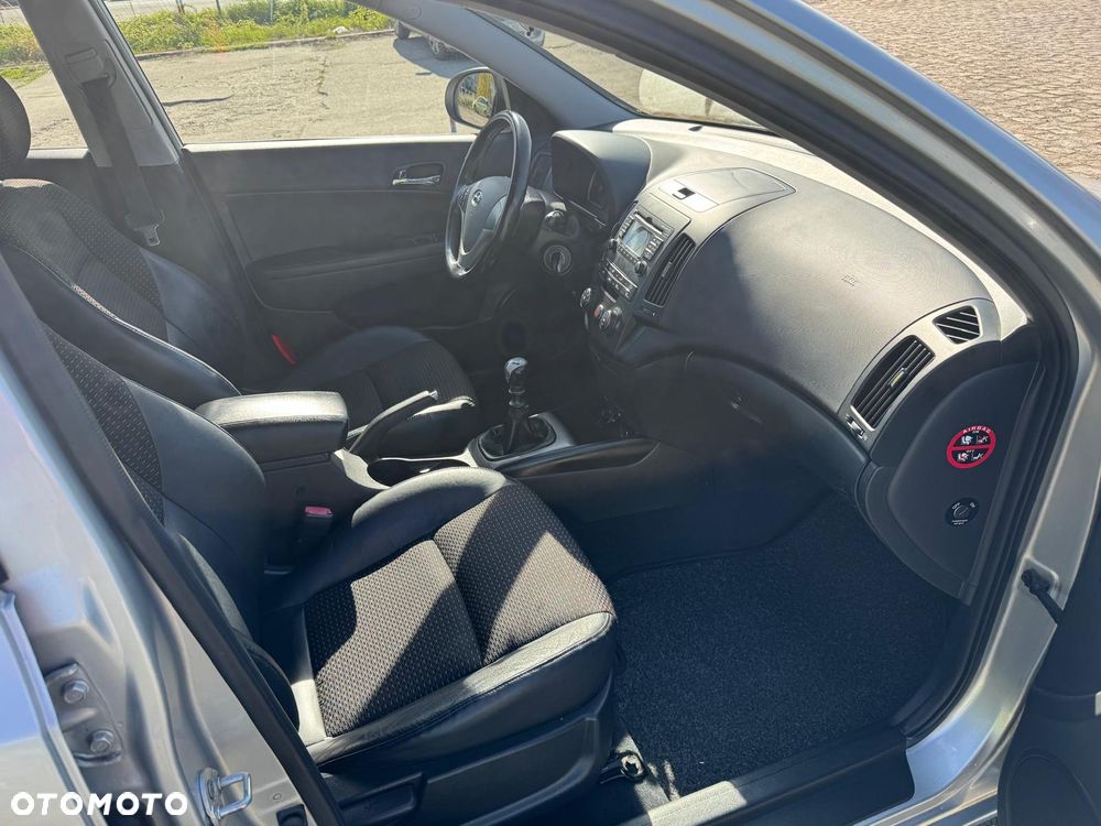 Hyundai i30 1.6 CRDi Blue Comfort - 9