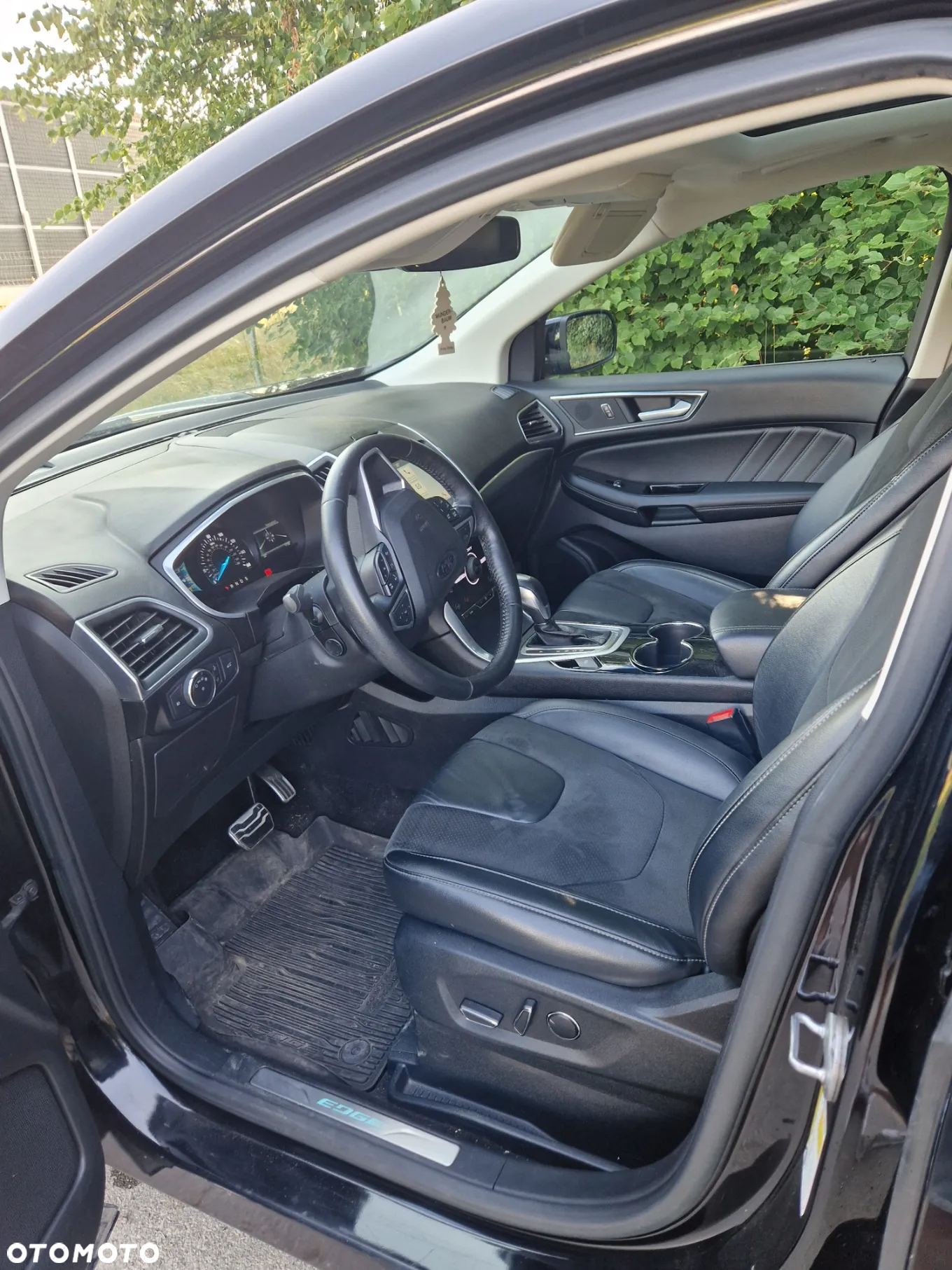 Ford Edge - 9