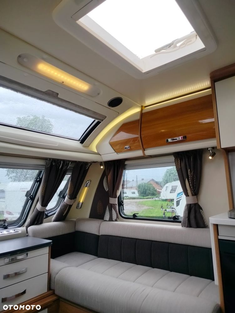 SWIFT ELEGANCE 570 - 11