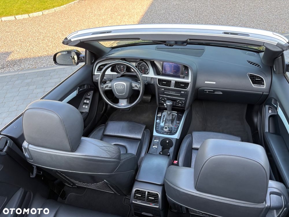 Audi A5 Cabrio - 33
