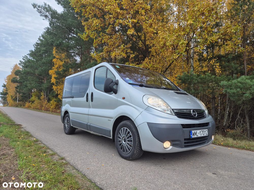 Opel Vivaro - 1