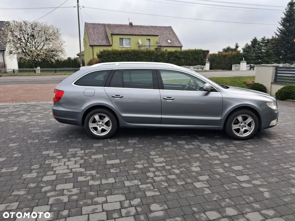 Skoda Superb 2.0 TDI DSG Exclusive - 5