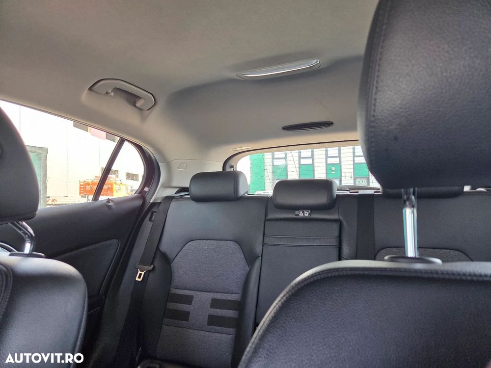 Mercedes-Benz GLA 200 CDI 4MATIC Aut. - 15