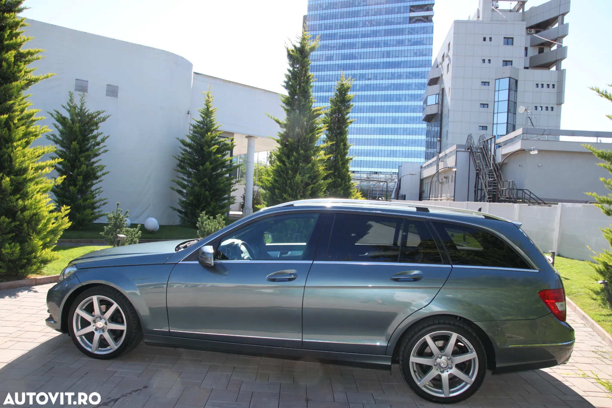 Mercedes-Benz C 250 CDI 4-Matic BlueEFFICIENCY - 3