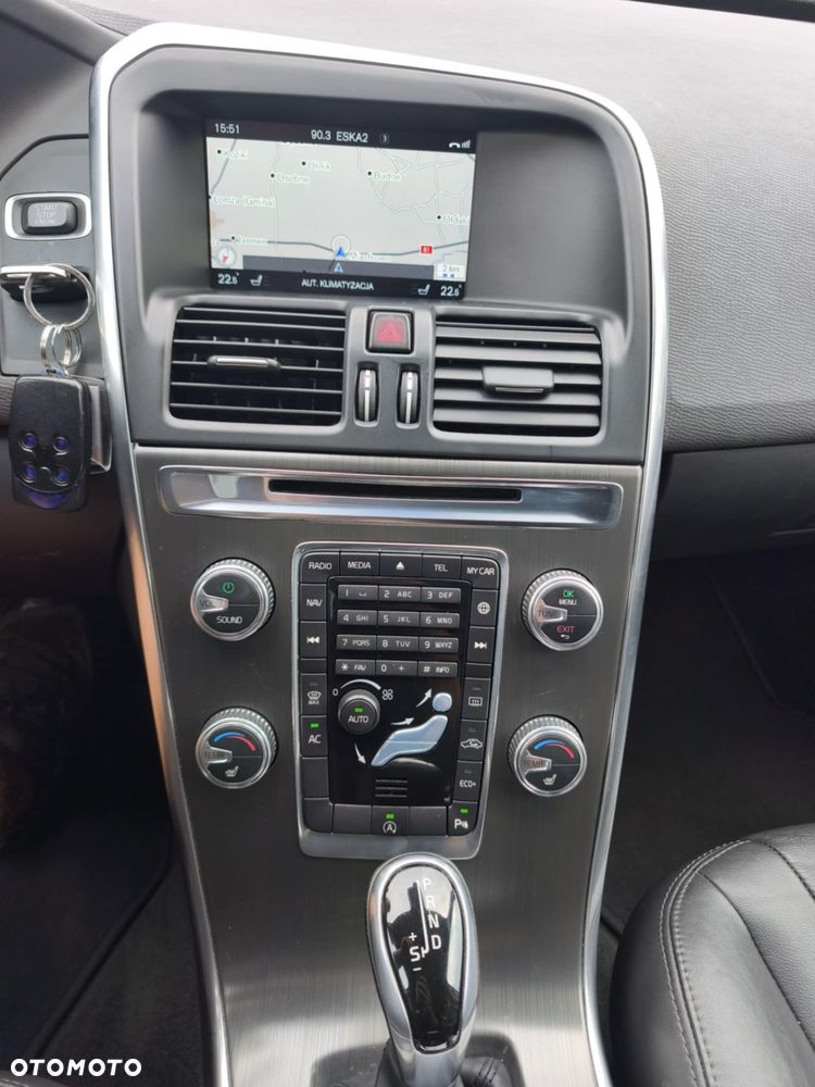 Volvo XC 60 D4 Geartronic Momentum - 10