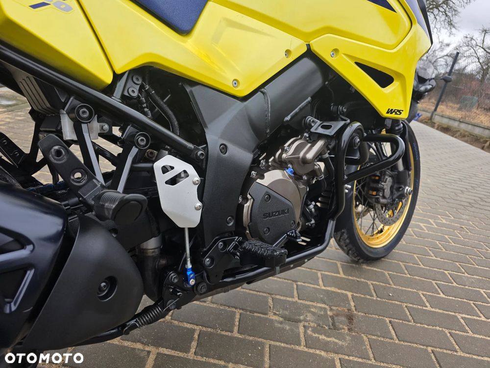 Suzuki DL - 29