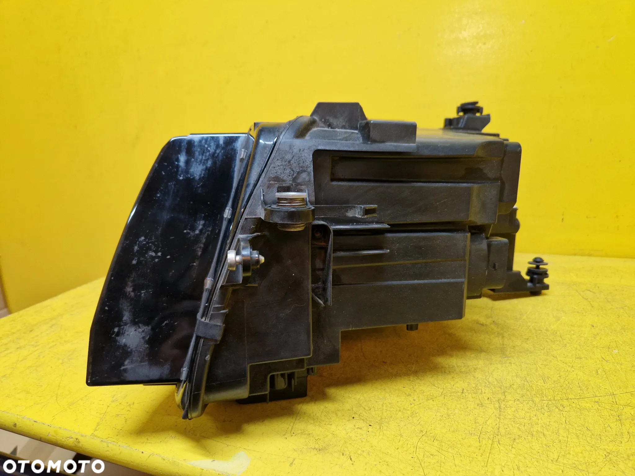 VW TIGUAN II LAMPA PRAWA PRZOD 5NB941036B - 9
