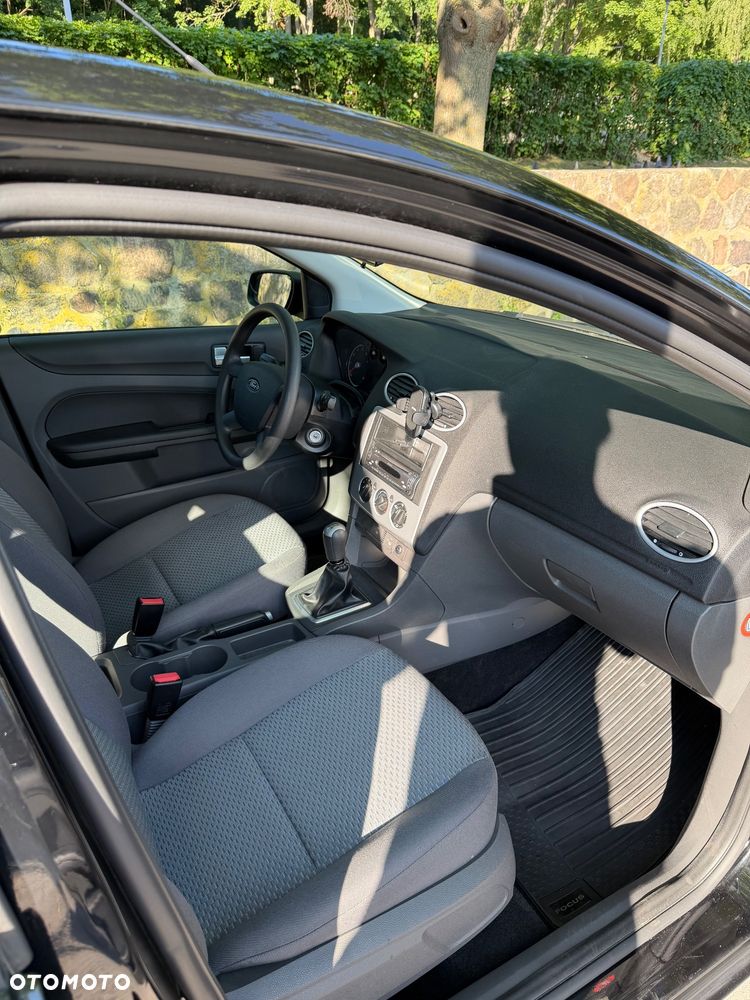 Ford Focus 1.6 FX Silver - 14