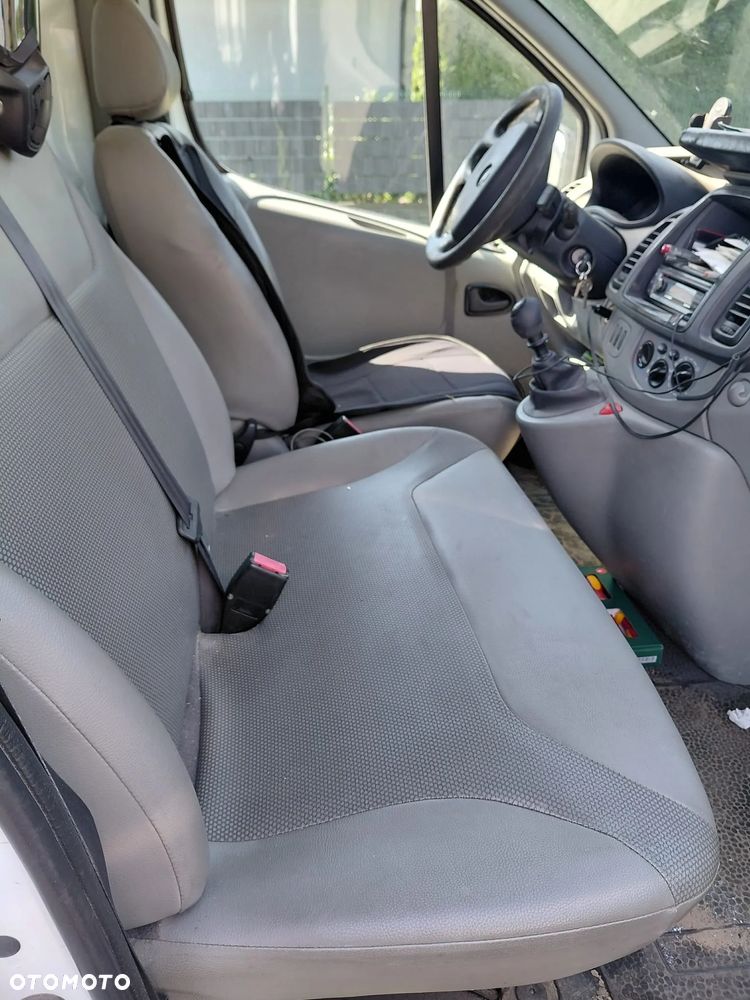 Opel Vivaro - 5
