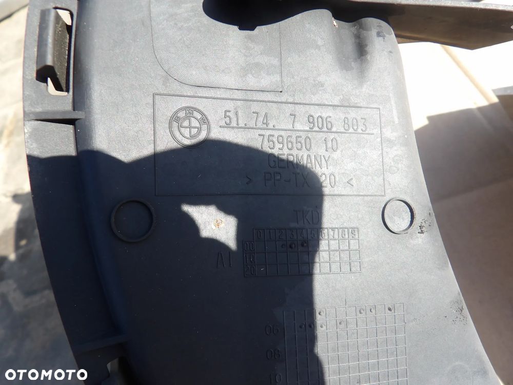 BMW - E82 - WLOT POWIETRZA NA TARCZE - LIFT - M PAKIET - CENA ZA 1 SZT - 7906803  7906804 - 2