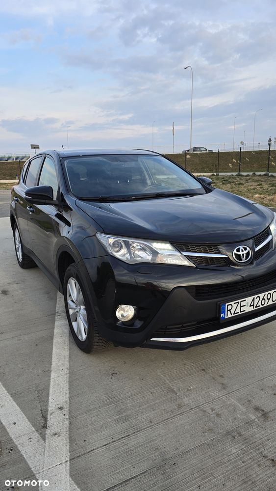 Toyota RAV4 - 3