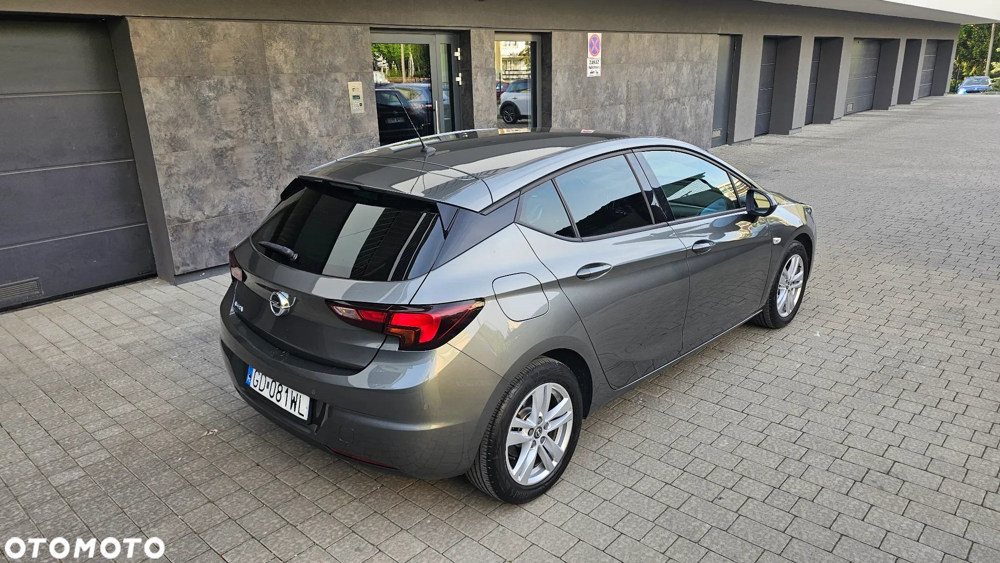 Opel Astra V 1.2 T GS Line S&S - 3