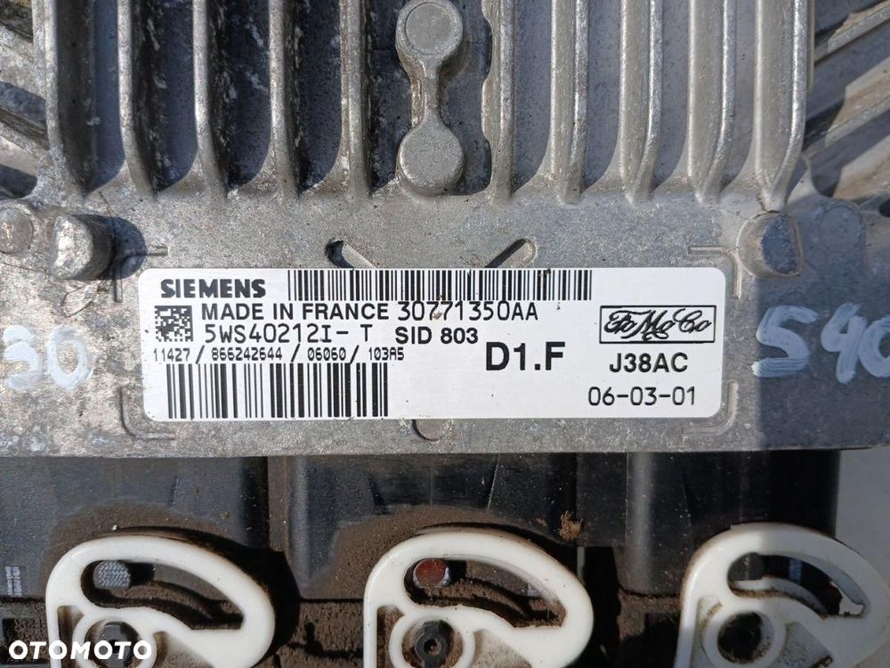 KOMPUTER STEROWNIK SILNIKA ECU VOLVO C30 S40 2.0D 5WS40212I-T 30771350AA - 2