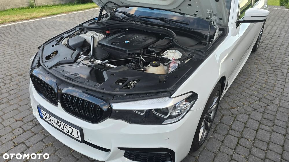 BMW Seria 5 520d M Sport - 18