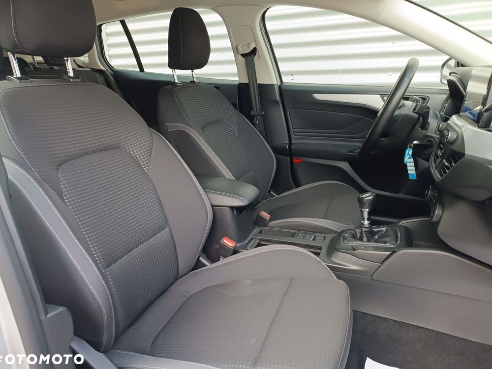 Ford Focus 1.5 EcoBlue Connected - 29