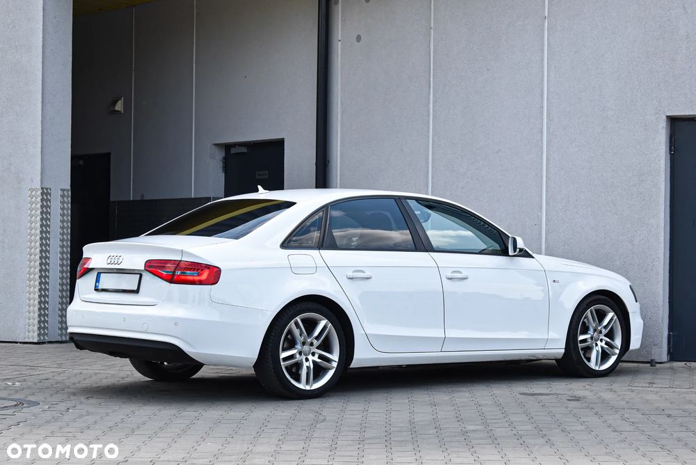 Audi A4 Limousine - 20