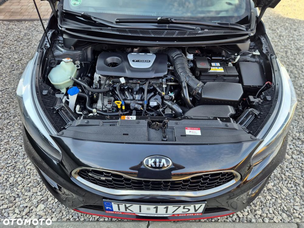 Kia Ceed 1.6 T-GDI GT-Challenge - 14