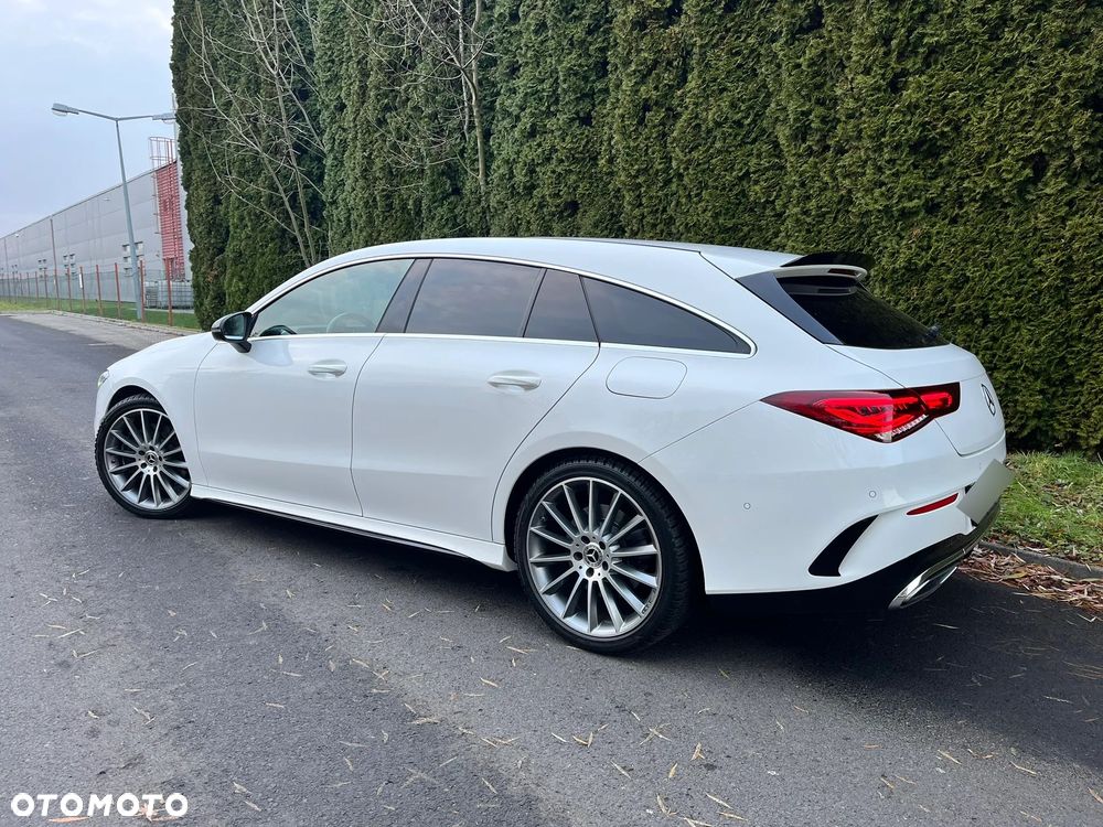 Mercedes-Benz CLA 250 4Matic 7G-DCT AMG Line - 3