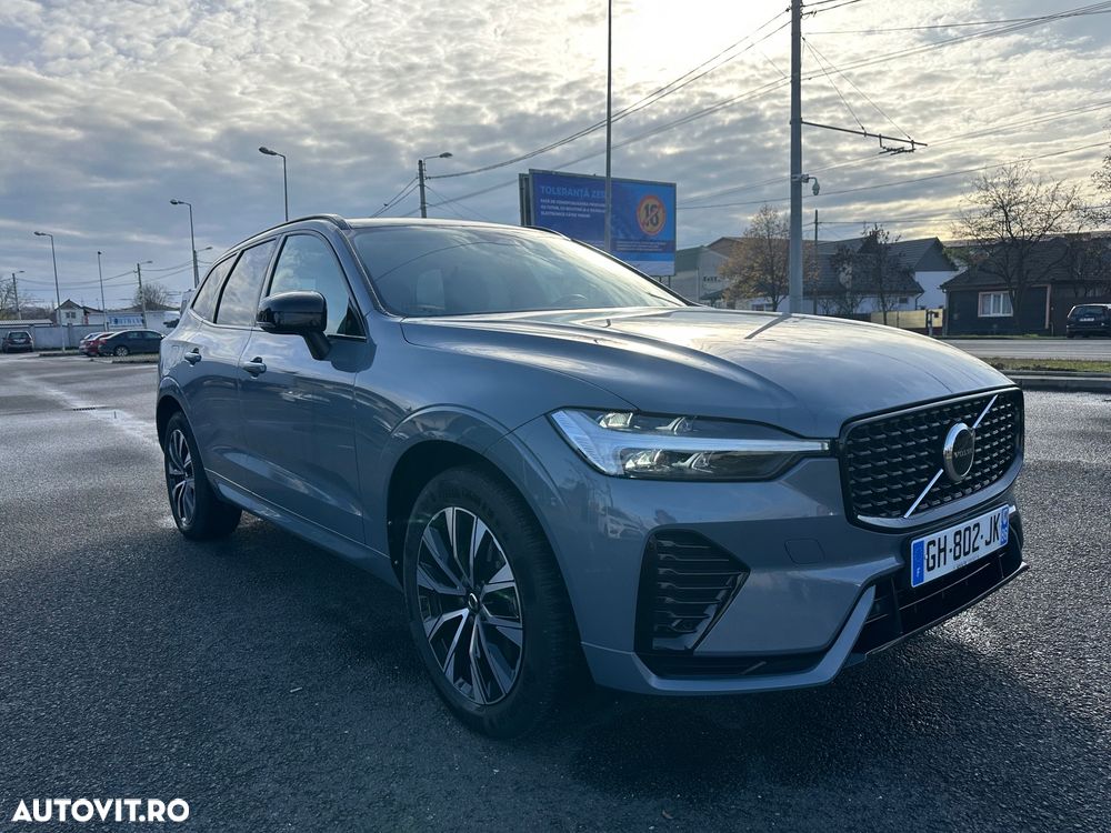 Volvo XC 60 B4 D Ultimate Dark - 40