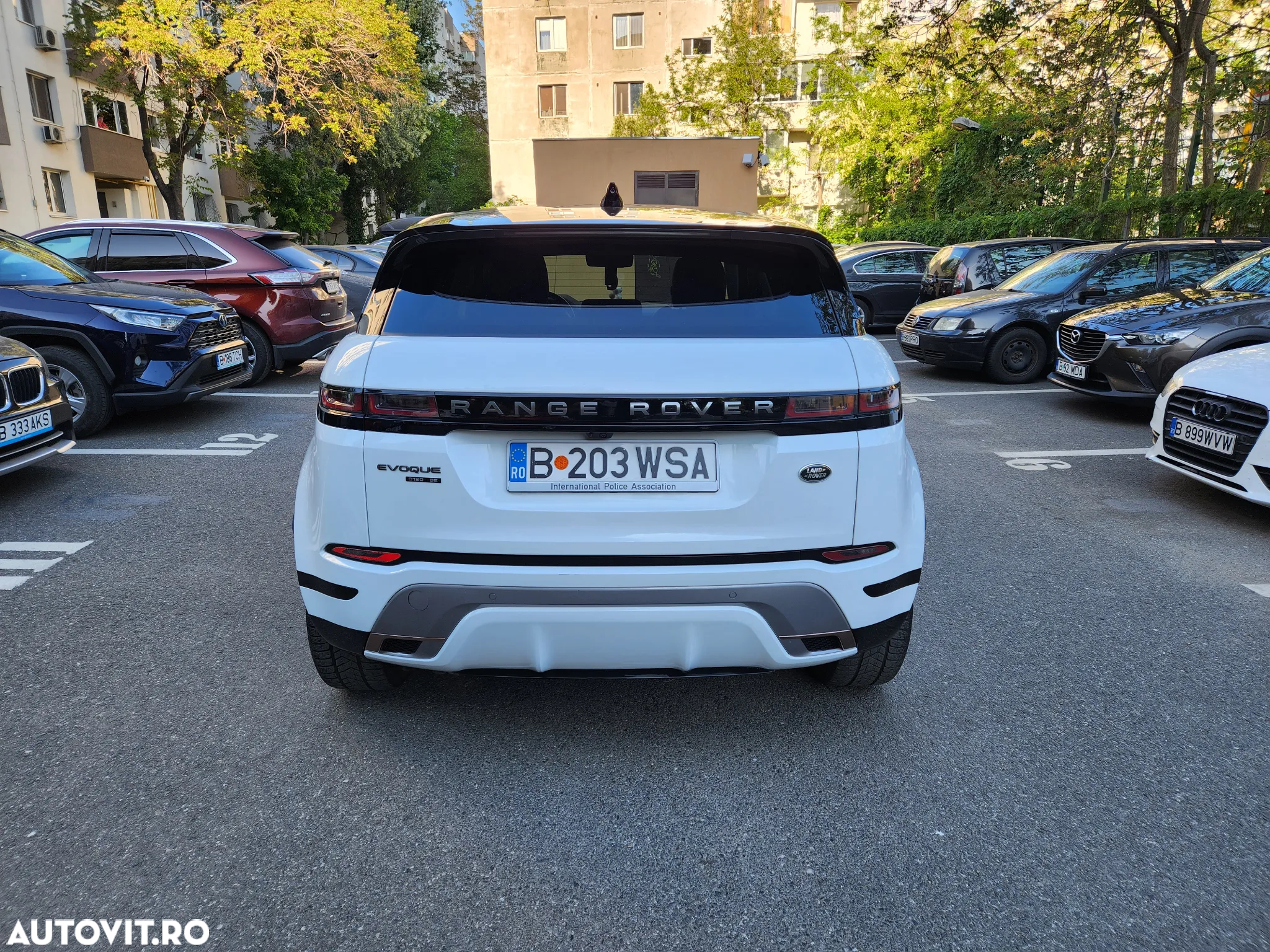 Land Rover Range Rover Evoque 2.0 D180 R-Dynamic SE - 32