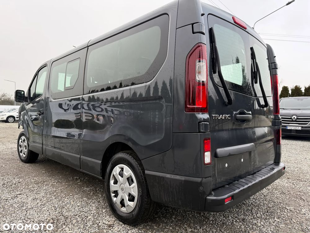 Renault Trafic 2.0 dCi - 6