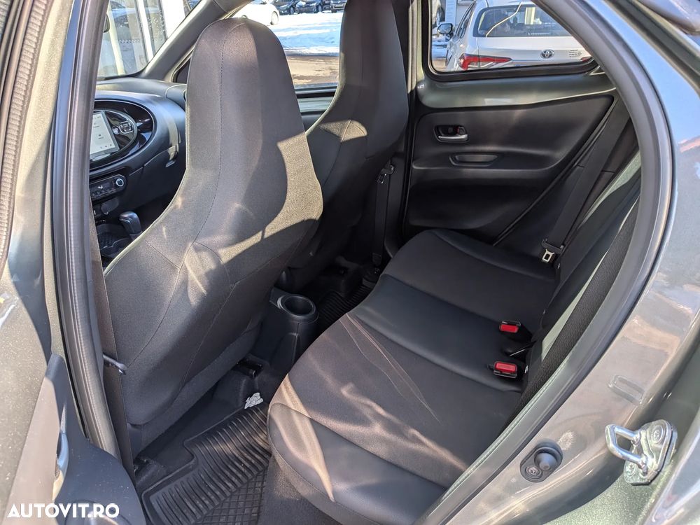 Toyota Aygo 1.0 VVY-I 5 usi MultiMode X-clusive - 21