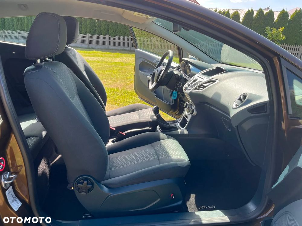 Ford Fiesta 1.25 Titanium - 25