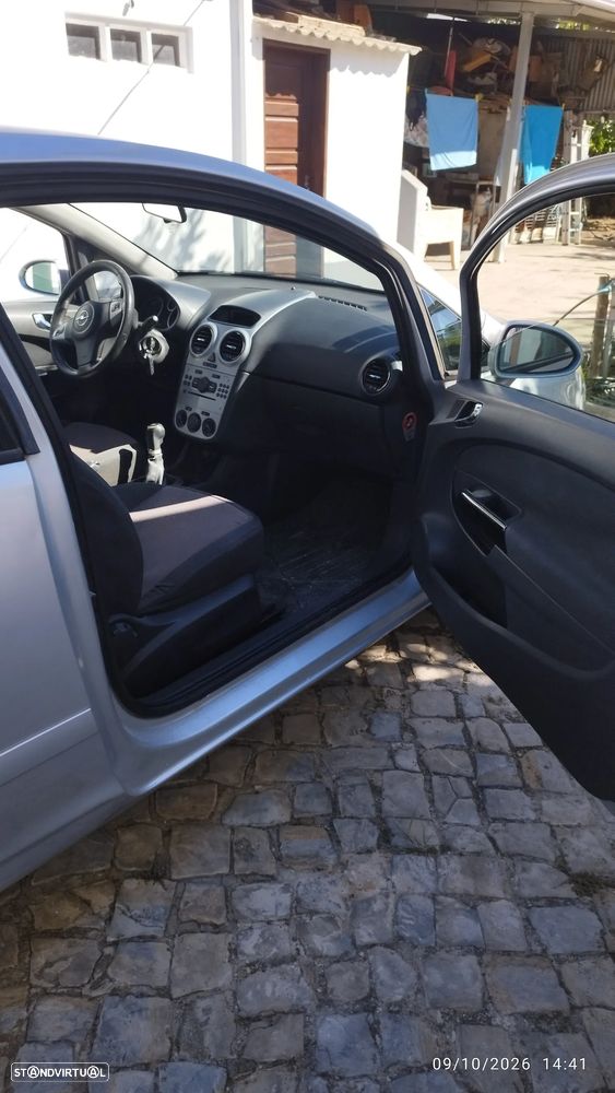 Opel Corsa 2007 photo 2