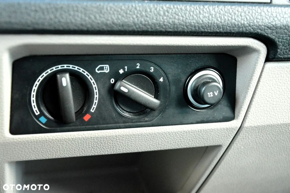 Volkswagen Transporter T6 TDI L2H1 - 26
