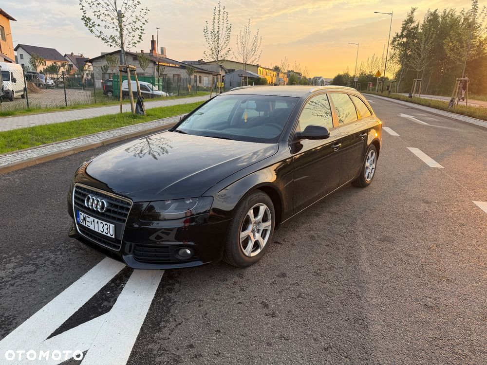 Audi A4 Avant 2.0 TDI - 8