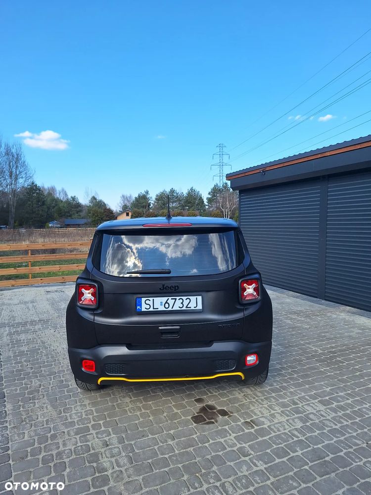 Jeep Renegade 1.0 GSE T3 Turbo Sport FWD S&S - 32