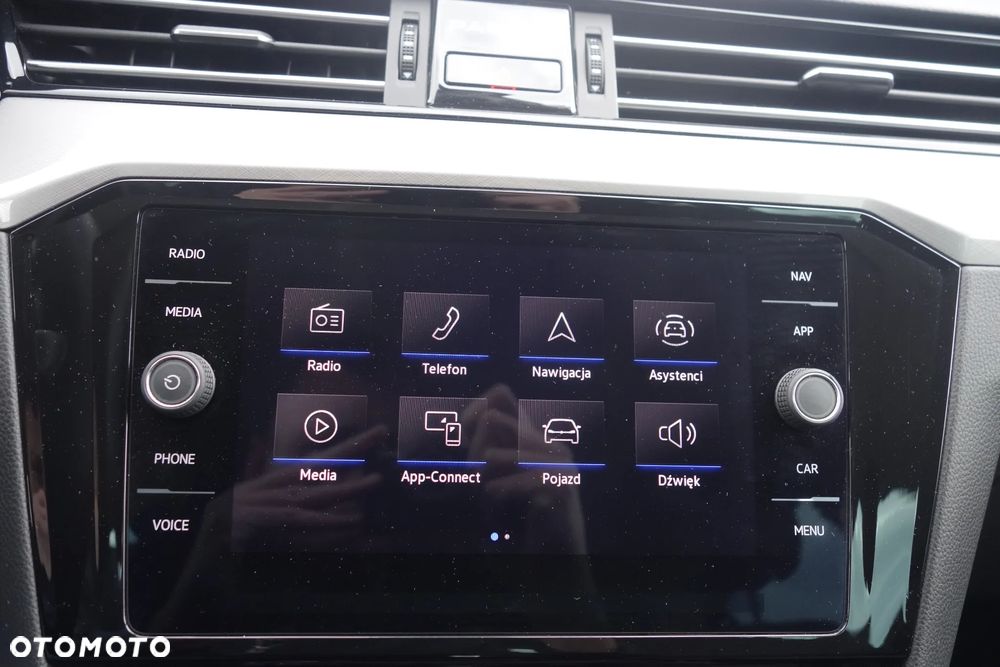 Volkswagen Passat 2.0 TDI EVO Business DSG - 24