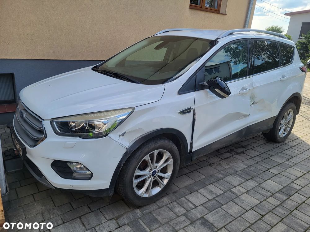Ford Kuga 1.5 TDCi FWD Titanium - 1