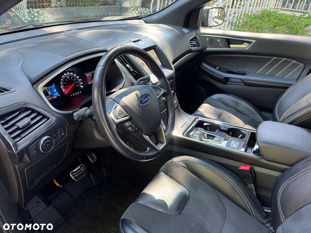 Ford Edge - 19