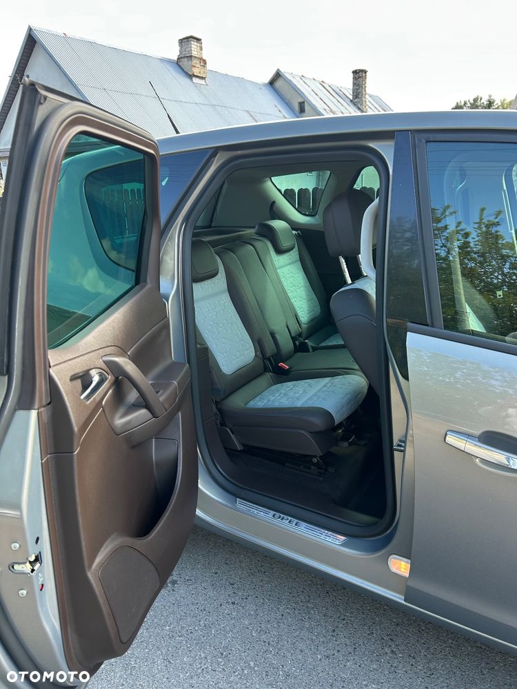 Opel Meriva 1.4 T Cosmo - 23