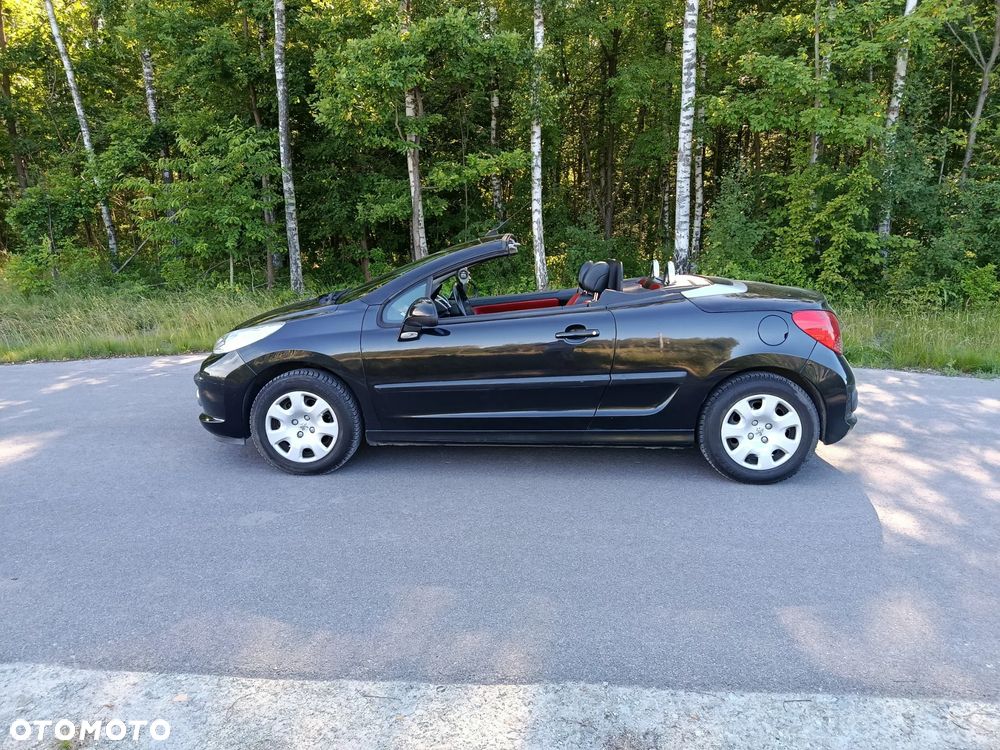 Peugeot 207 CC - 16