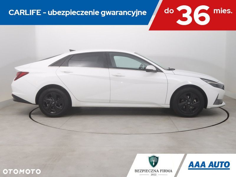 Hyundai Elantra - 7