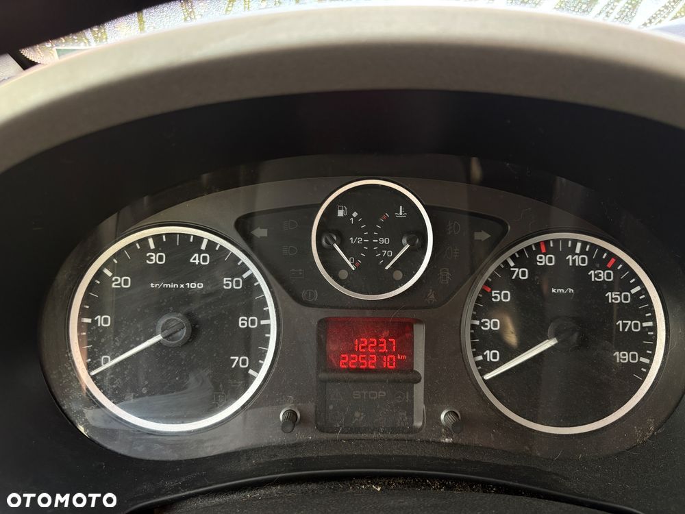 Peugeot Partner 1.6 HDi Trendy - 5