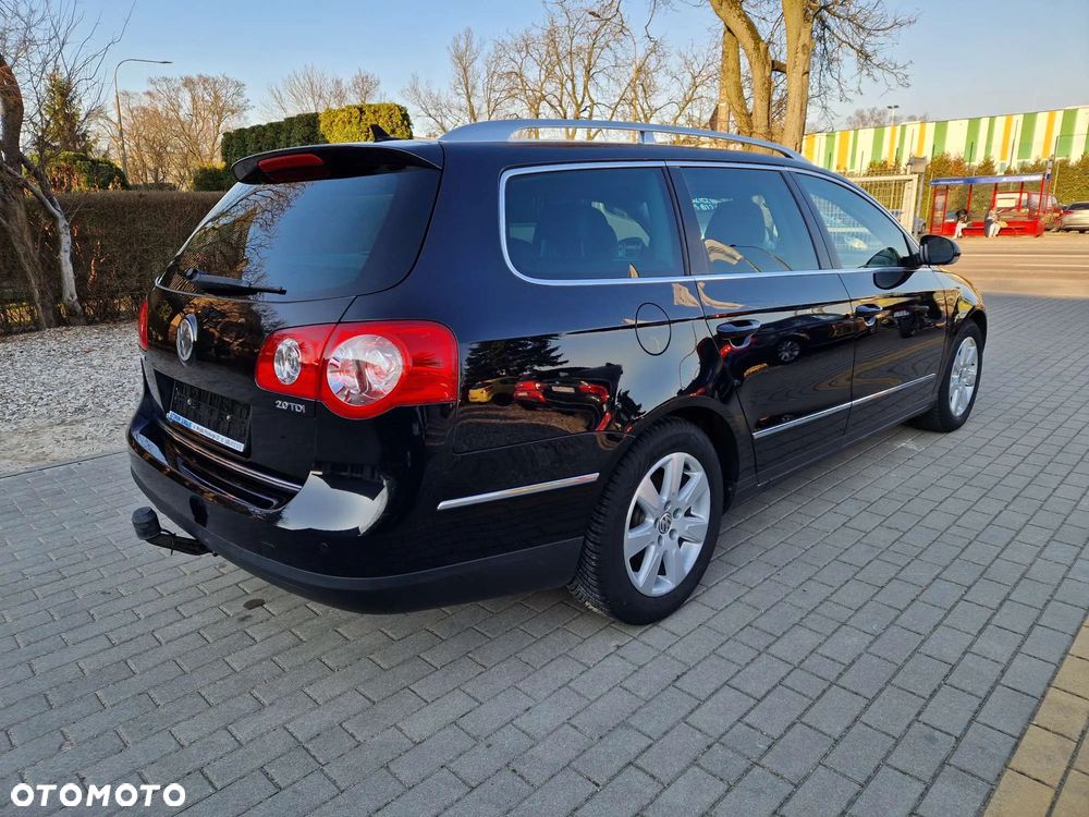Volkswagen Passat Variant 2.0 TDI Highline DSG - 10