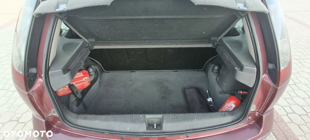 Opel Corsa 1.0 12V Essentia - 9