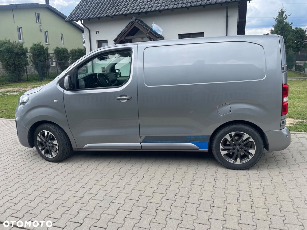 Opel Vivaro - 10
