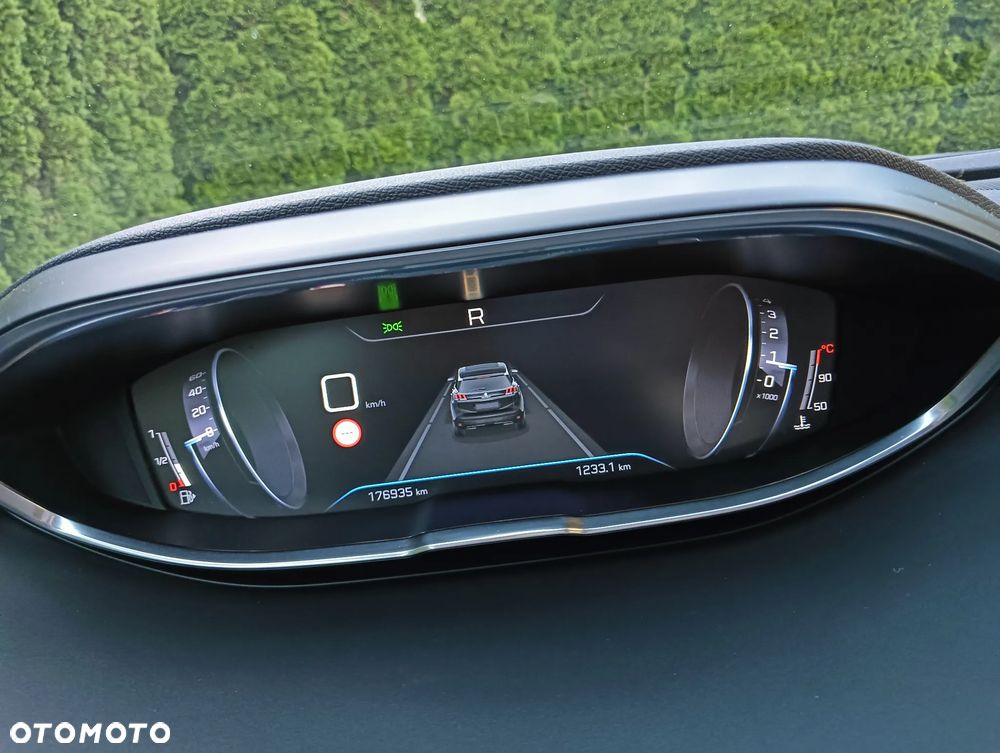 Peugeot 3008 BlueHDi 130 Stop & Start EAT8 Allure - 25