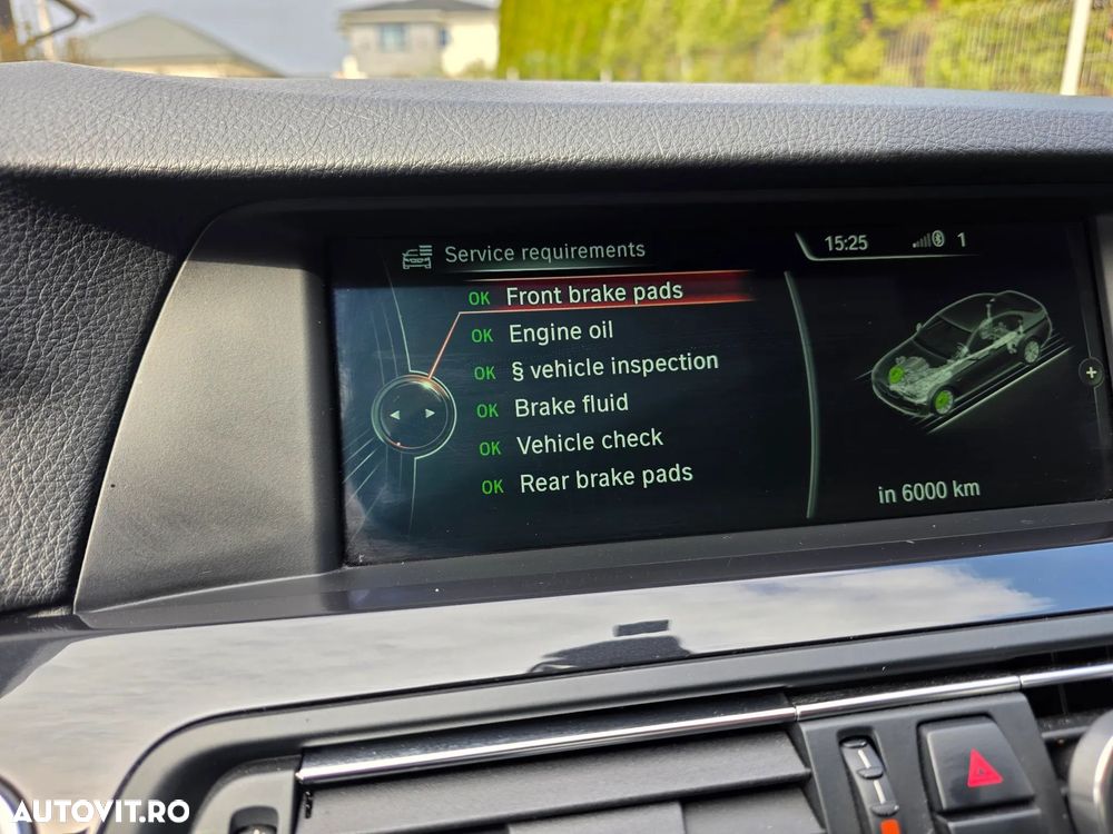 BMW Seria 5 520d Aut. Luxury Line - 8