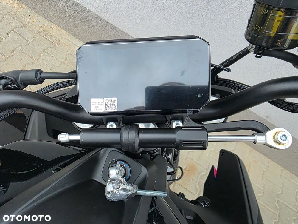 CFMoto 675NK - 19