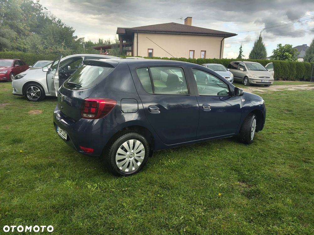 Dacia Sandero SCe 75 Essential - 4
