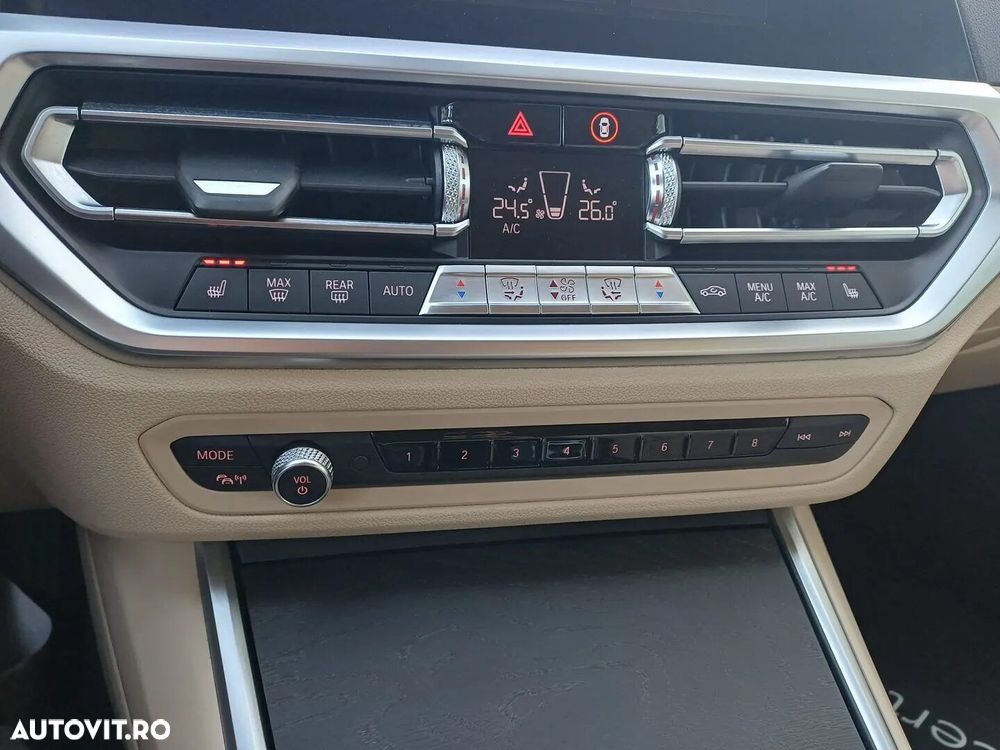 BMW Seria 3 320d xDrive AT Sport Line - 24