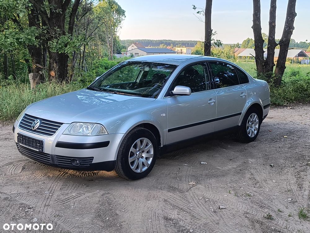 Volkswagen Passat - 2