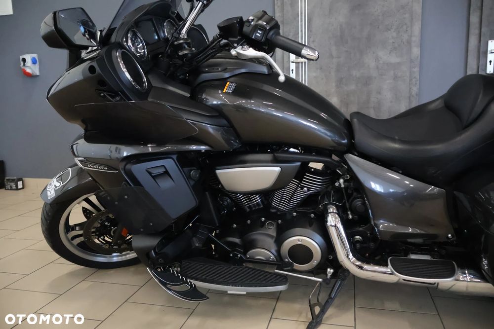 Yamaha Venture - 37