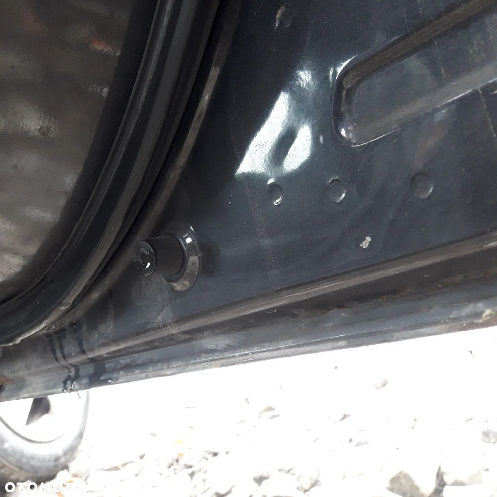 Mazda 3 BK 03-09 Drzwi Prawe przednie przód szyba w kolor 28b - 4